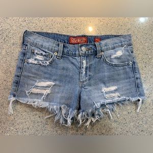Lightly worn Lucky Brand Women’s cut off shorts